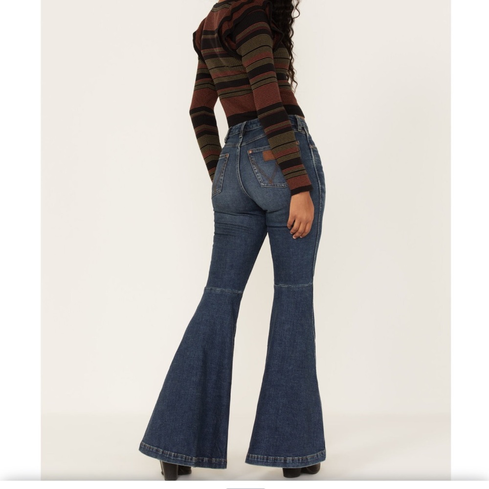 Wrangler Women's Flare Jeans - Dark Blue - Picture 3 of 10
